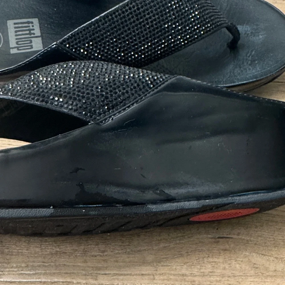 FitFlop Black Beaded Women's Sandals - Picture 12 of 16